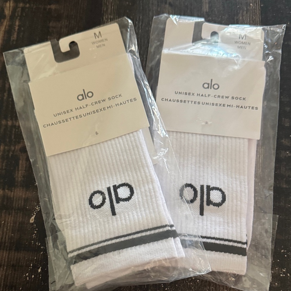 ALO Yoga White Half-Crew Socks
